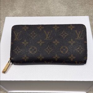 Louis Vuitton Monogram Wallet - Black and Brown